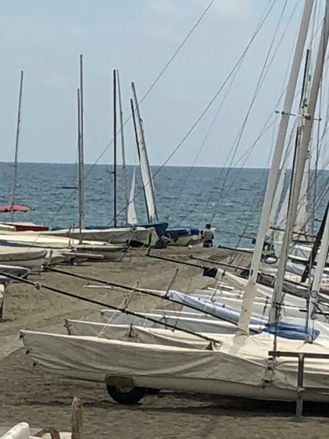 Sea Of ​​Rome Near The Center Of The Eternal City! Лидо ди Остия Екстериор снимка